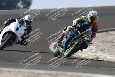 media/Nov-01-2025-TrackDaz (Sat) [[2b4d5192bc]]/B Group/1220pm (Turn 2 Outside)/